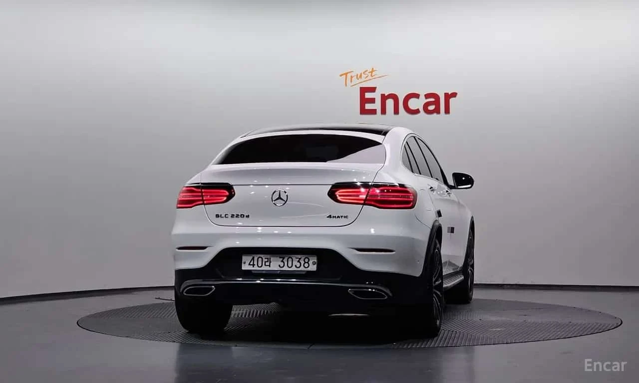 Mercedes-Benz GLC * GLC220 d 4MATIC Premium Coupe * ЦЕНА ДО БГ, снимка 4 - Автомобили и джипове - 55750960