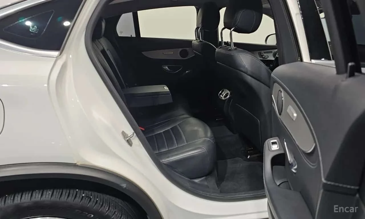 Mercedes-Benz GLC * GLC220 d 4MATIC Premium Coupe * ЦЕНА ДО БГ, снимка 12 - Автомобили и джипове - 55750960