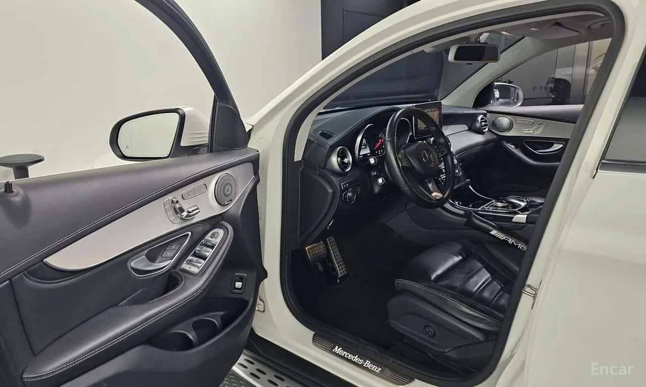 Mercedes-Benz GLC * GLC220 d 4MATIC Premium Coupe * ЦЕНА ДО БГ, снимка 5 - Автомобили и джипове - 55750960