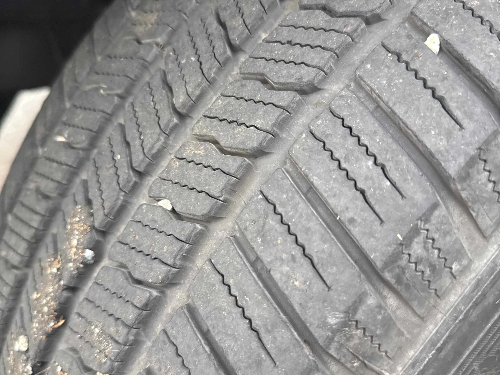 Dodge RAM 1500 * Laramie * АВТОКРЕДИТ БЕЗ ПЪРВОНАЧАЛНА ВНОСКА* , снимка 7 - Автомобили и джипове - 55925162