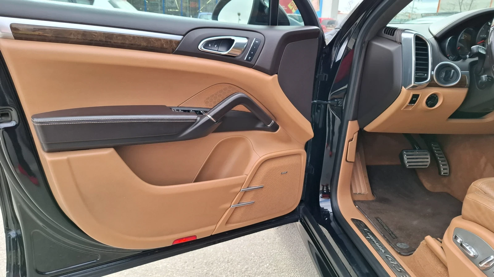 Porsche Cayenne GTS , снимка 12 - Автомобили и джипове - 55999142