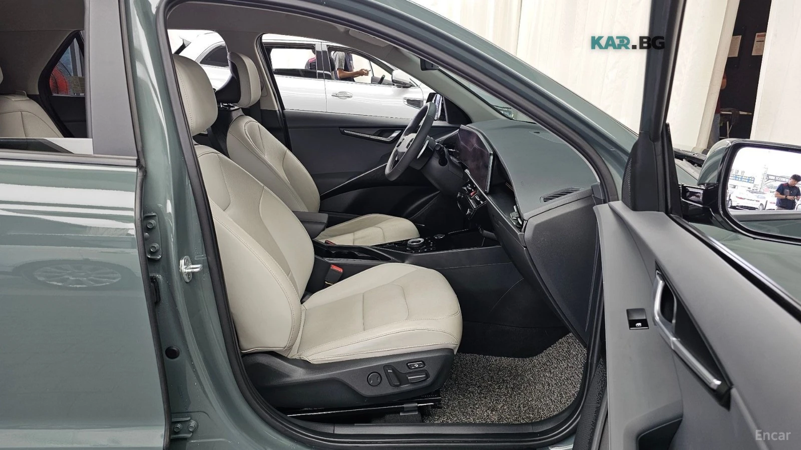 Kia Niro HYBRID* SIGNATURE* HARMAN KARDON* ПОДГРЕВ* ОБДУХВА, снимка 11 - Автомобили и джипове - 56008579