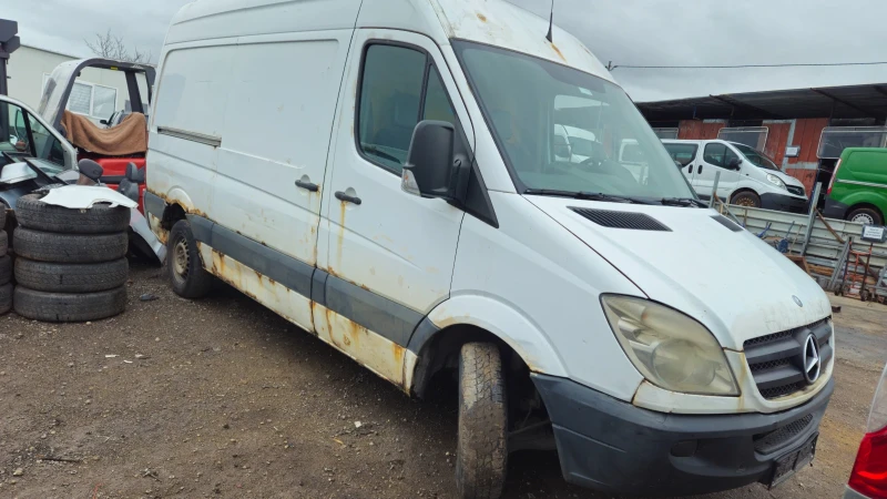 Mercedes-Benz Sprinter 2.2cdi/на части , снимка 2 - Бусове и автобуси - 49732985