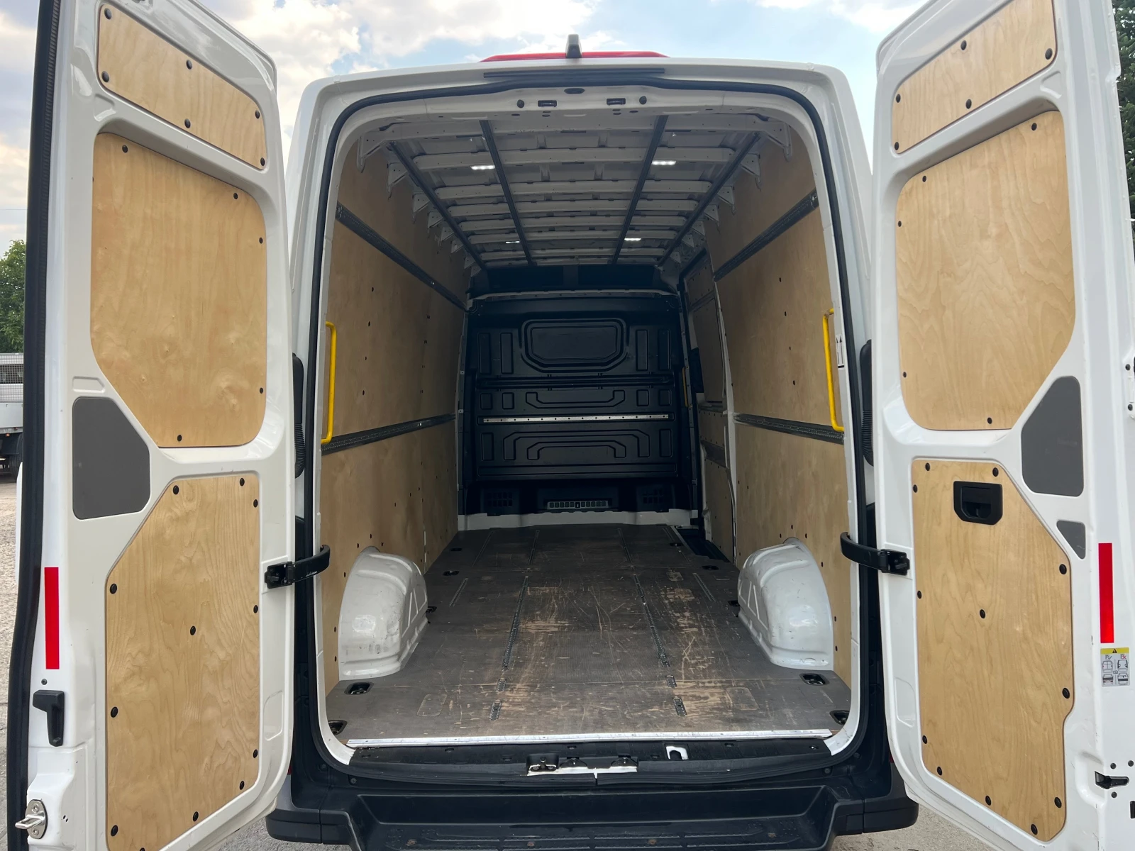 VW Crafter 2.0TDI MAXI , ГАРАНЦИЯ до 08.2026г , FULL  - изображение 7