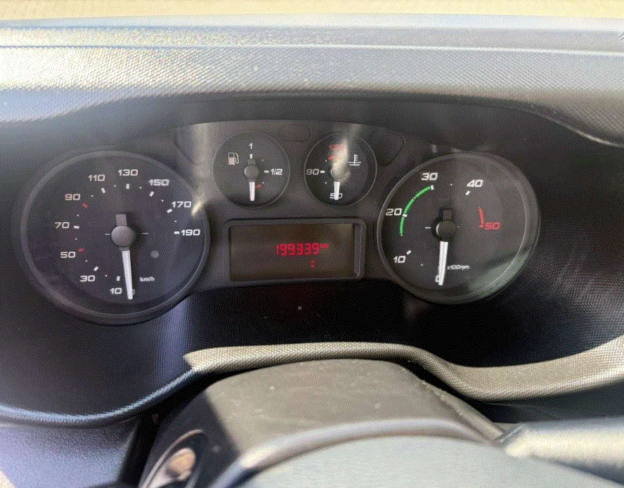 Iveco 35c15 КАТ Б, снимка 7 - Бусове и автобуси - 55169427
