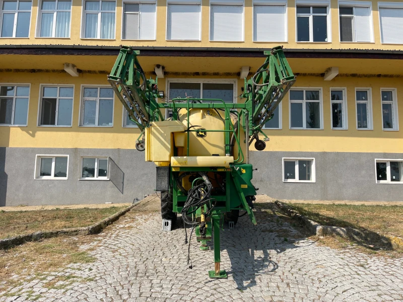 Пръскачка Друга марка JOHN DEERE 740 24 МЕТРА 4000 ЛИТРА ЛИЗИНГ, снимка 2 - Селскостопанска техника - 50549718