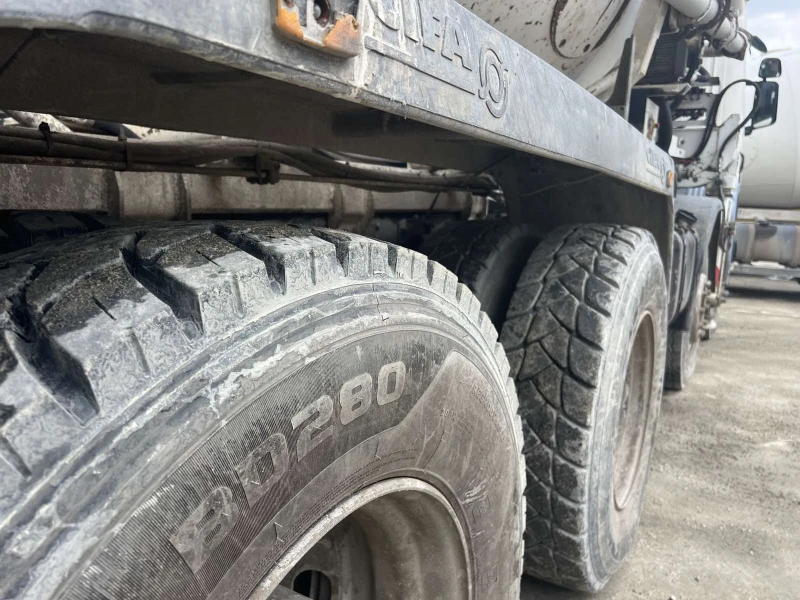 Бетон помпа Scania CIFA MK28, снимка 5 - Индустриална техника - 49985250