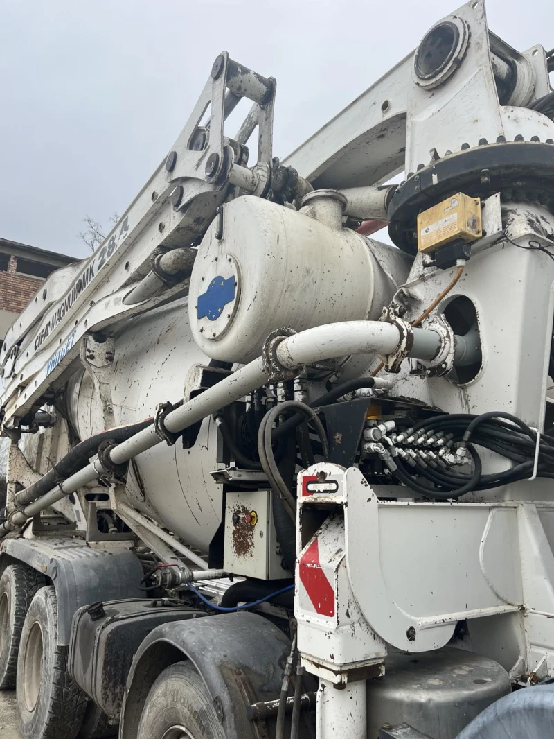 Бетон помпа Scania CIFA MK28, снимка 3 - Индустриална техника - 49985250