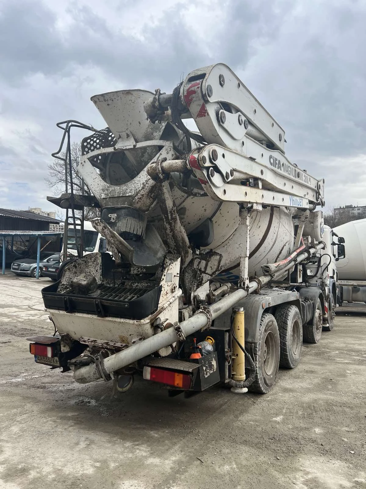Бетон помпа Scania CIFA MK28, снимка 1