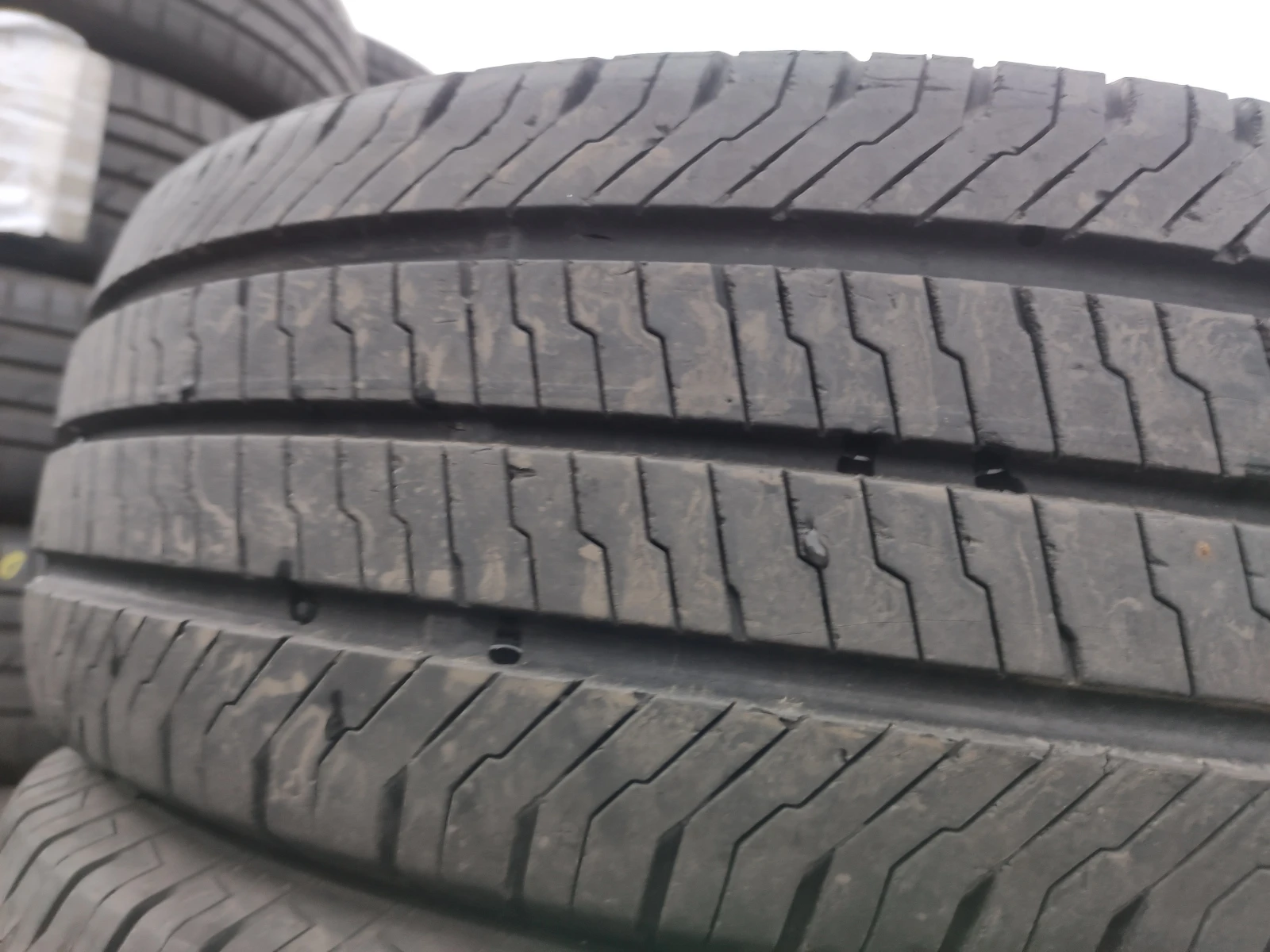 Гуми Летни 205/65R16, снимка 2 - Гуми и джанти - 53982314