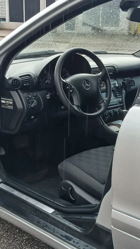 Mercedes-Benz C 220 C200cdi, снимка 10
