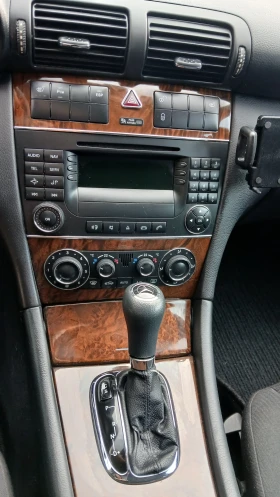 Mercedes-Benz C 220 C200cdi, снимка 13
