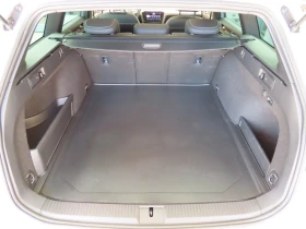 Обява за продажба на VW Passat Elegance 2.0 TDI SCR DSG ~54 500 лв. - изображение 3