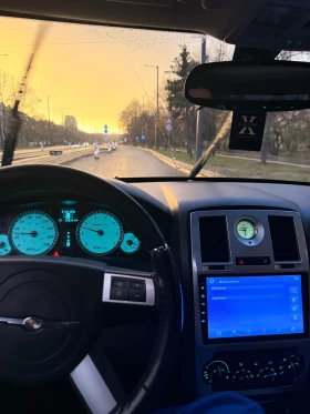 Chrysler 300c 6.1 SRT8, снимка 15