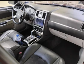 Chrysler 300c 6.1 SRT8, снимка 10