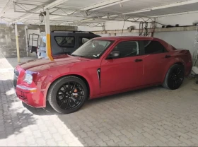 Chrysler 300c 6.1 SRT8 - изображение 1