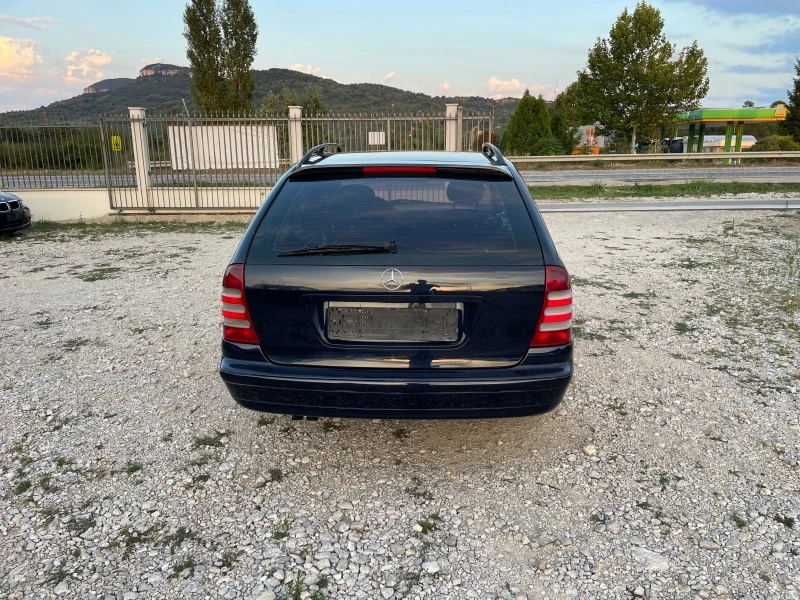 Mercedes-Benz C 220 2.2 дизел, снимка 6 - Автомобили и джипове - 43203268