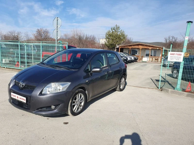 Toyota Auris 2, 0 D4D, снимка 2 - Автомобили и джипове - 45552194