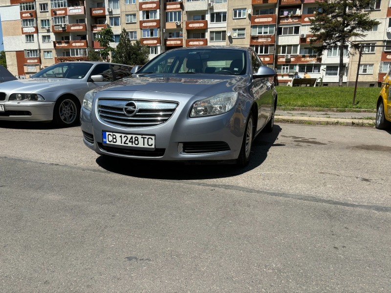 Opel Insignia, снимка 1 - Автомобили и джипове - 45604876