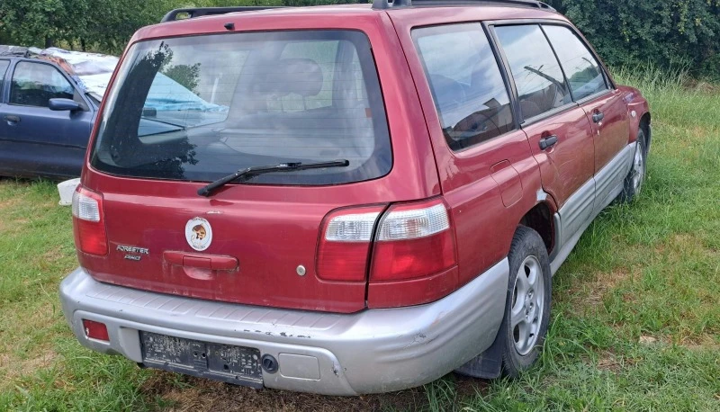 Subaru Forester 2.0 125, снимка 3 - Автомобили и джипове - 47099213