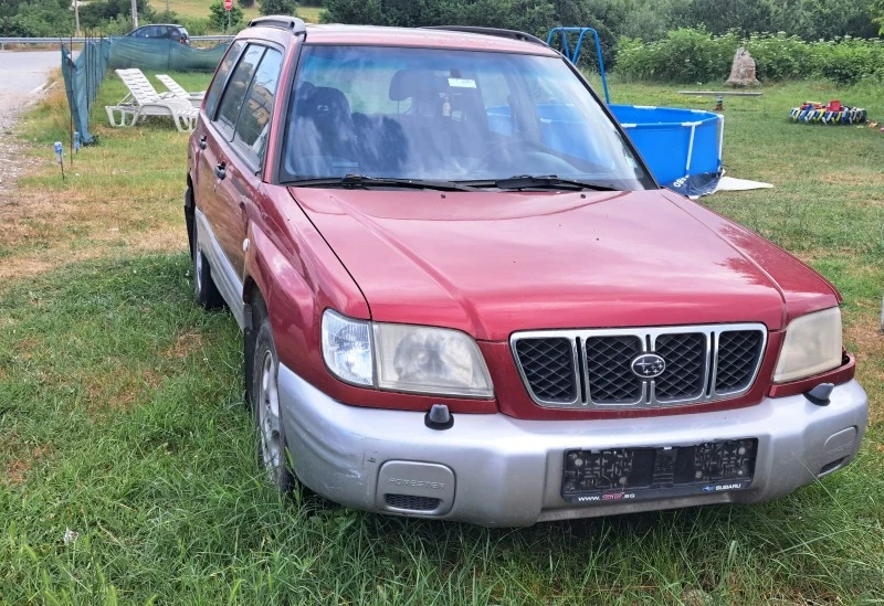 Subaru Forester 2.0 125, снимка 2 - Автомобили и джипове - 47860123