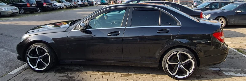 Mercedes-Benz C 220, снимка 7 - Автомобили и джипове - 48904595