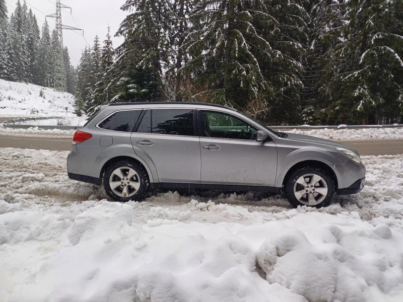 Subaru Outback 3.6 R SI-DRIVE LPG, снимка 3 - Автомобили и джипове - 49234419