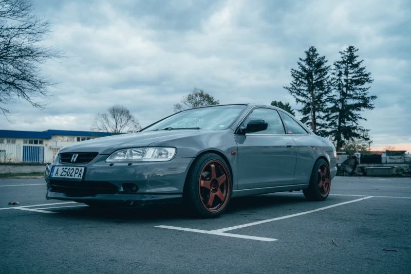 Honda Accord 3.0L V6 Coupe, снимка 7 - Автомобили и джипове - 52032701