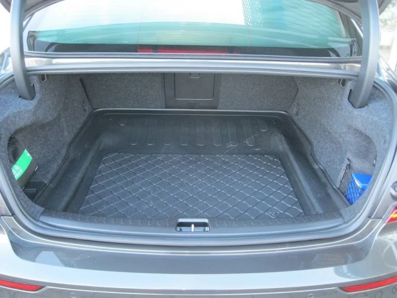 Volvo S60 B4/197HP/R-DESIGN/CAM/NAVI/LED/ACC/KLESS/715v, снимка 8 - Автомобили и джипове - 51651874