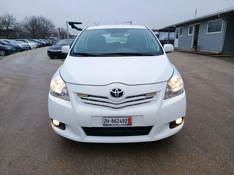 Toyota Verso 1.8i-147кс-ШВЕЙЦАРИЯ-РЪЧКА-6ск-KEYLESS-7м