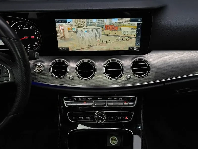 Mercedes-Benz E 200 Avantgarde, снимка 14 - Автомобили и джипове - 56018161