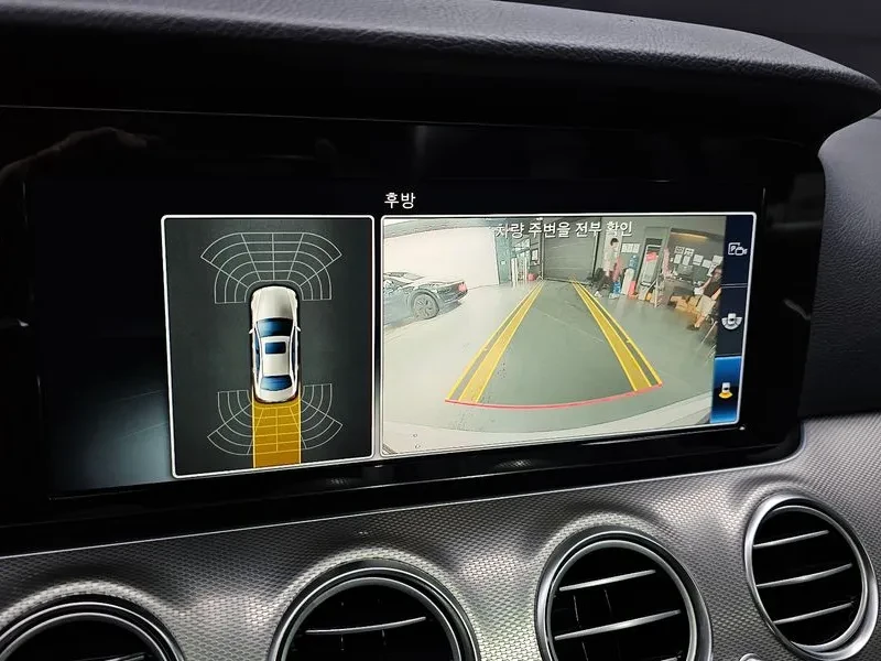 Mercedes-Benz E 200 Avantgarde, снимка 15 - Автомобили и джипове - 56018161
