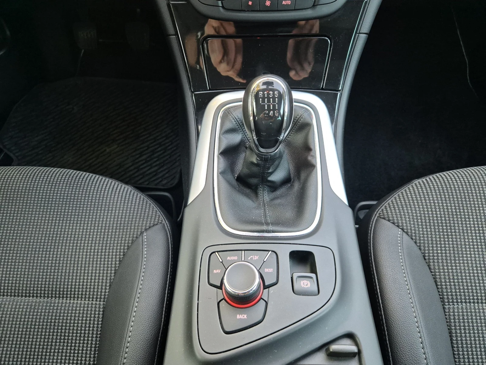 Opel Insignia 4x4 118 000km!!!NAVI | Mobile.bg — изображение 12