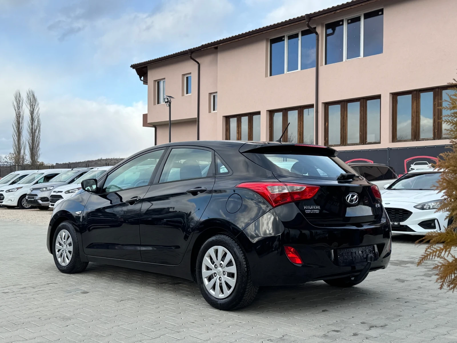 Hyundai I30 1.6CRDI EURO-6 SERVIZ - изображение 4