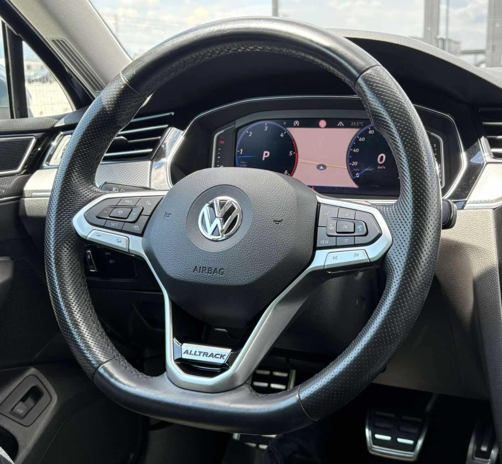 VW Alltrack  - изображение 10