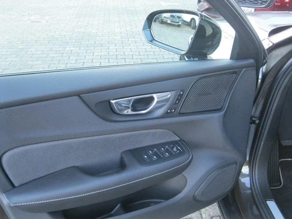 Volvo S60 B4/197HP/R-DESIGN/CAM/NAVI/LED/ACC/KLESS/715v | Mobile.bg   13