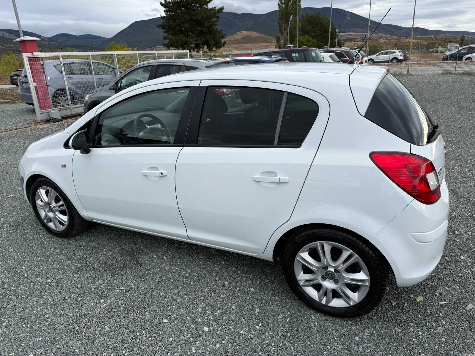 Opel Corsa (KATO НОВА)^(АГУ) - изображение 9