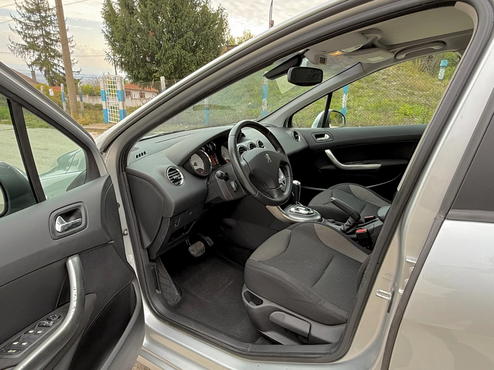 Peugeot 308 1.6 Automatic - изображение 9