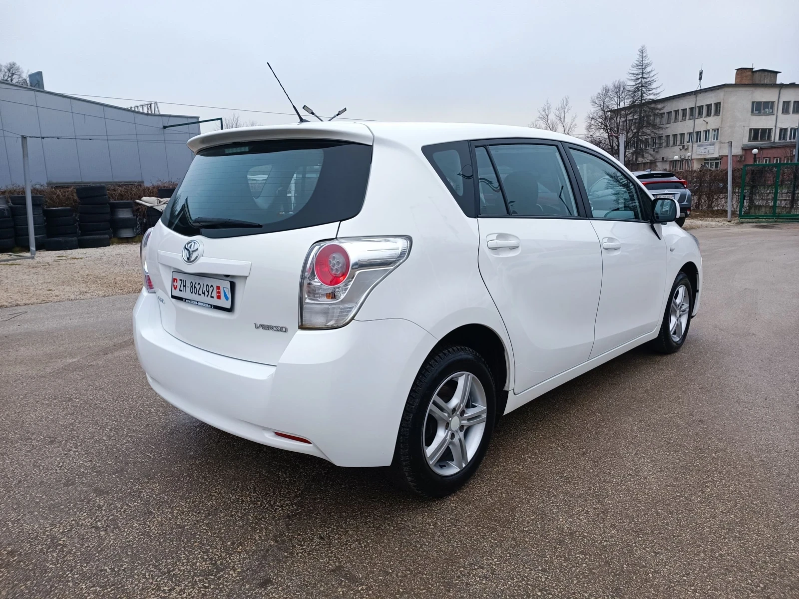 Toyota Verso 1.8i-147��-���������-�����-6��-KEYLESS-7� | Mobile.bg � ����������� 3