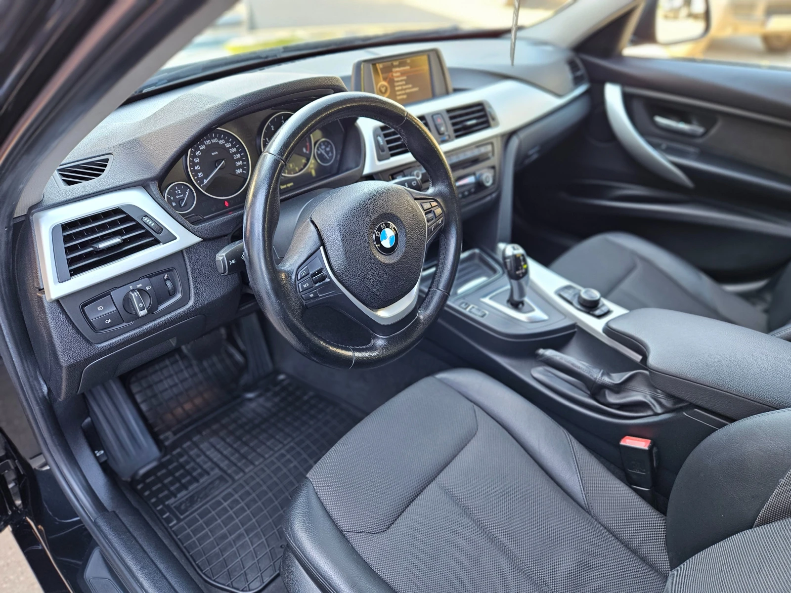 BMW 320 D 184кс. F31, снимка 8 - Автомобили и джипове - 54345116