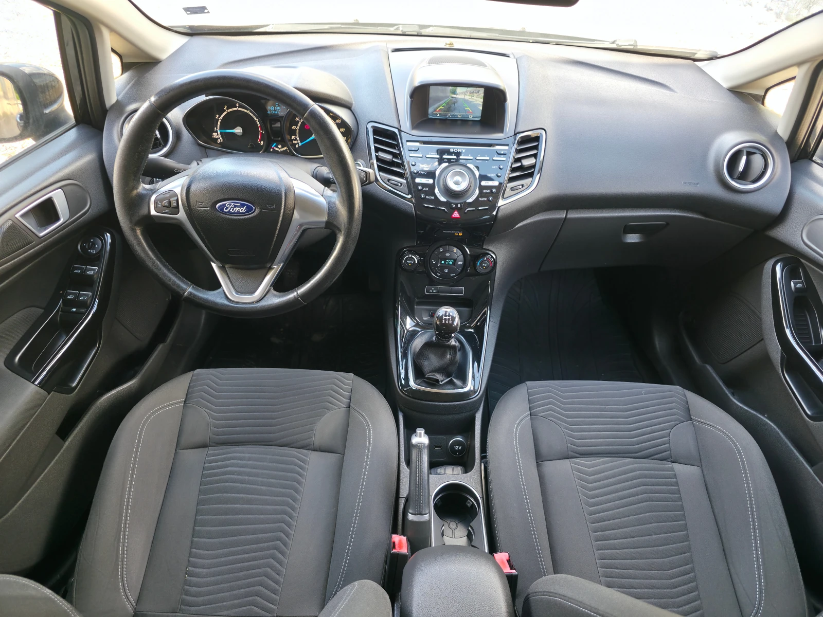 Ford Fiesta 1.0SCTI Sport, снимка 9 - Автомобили и джипове - 54371036