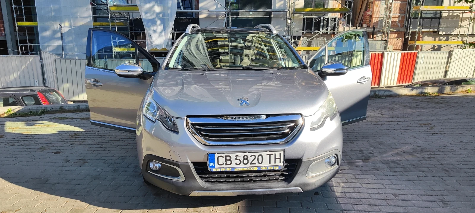 Peugeot 2008 ALLURE, снимка 15 - Автомобили и джипове - 54555551