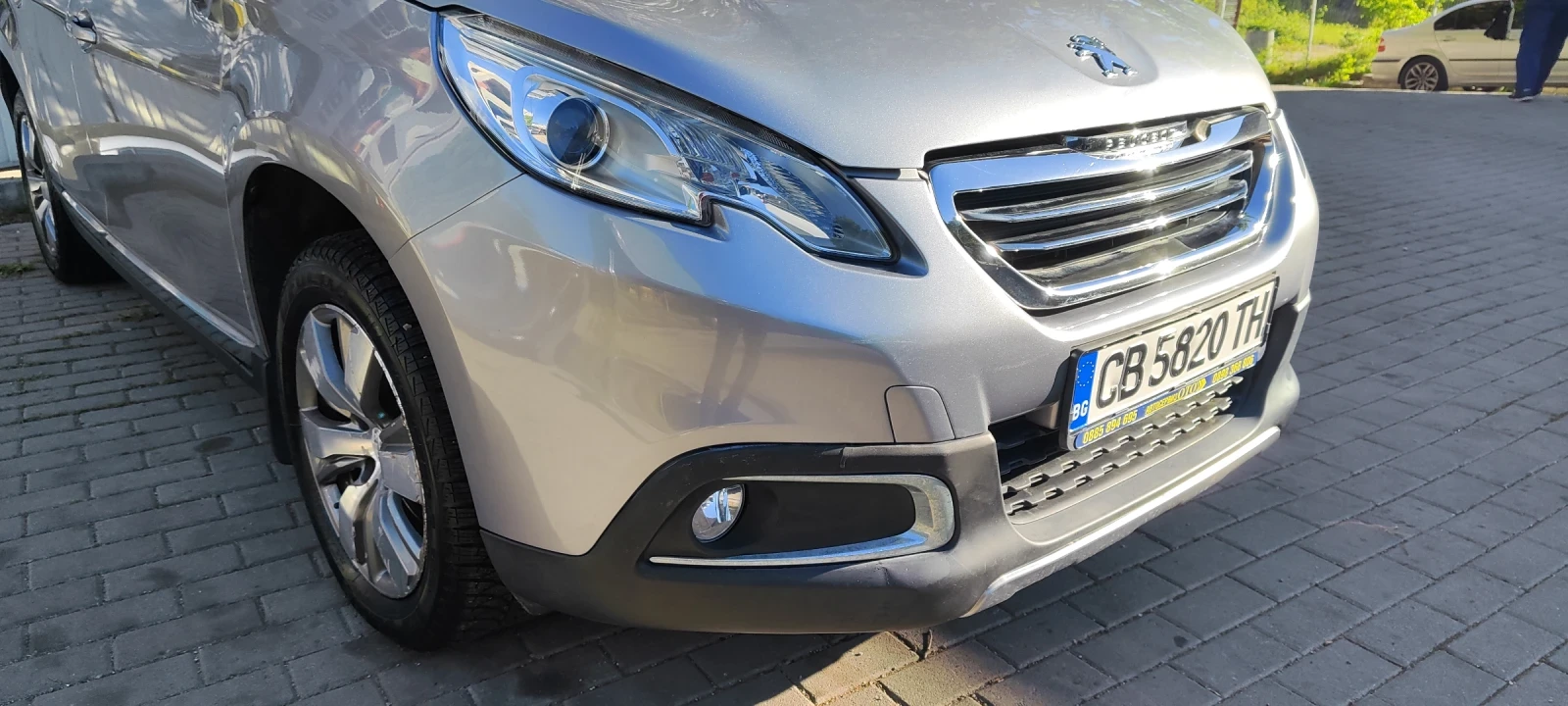Peugeot 2008 ALLURE, снимка 6 - Автомобили и джипове - 54555551