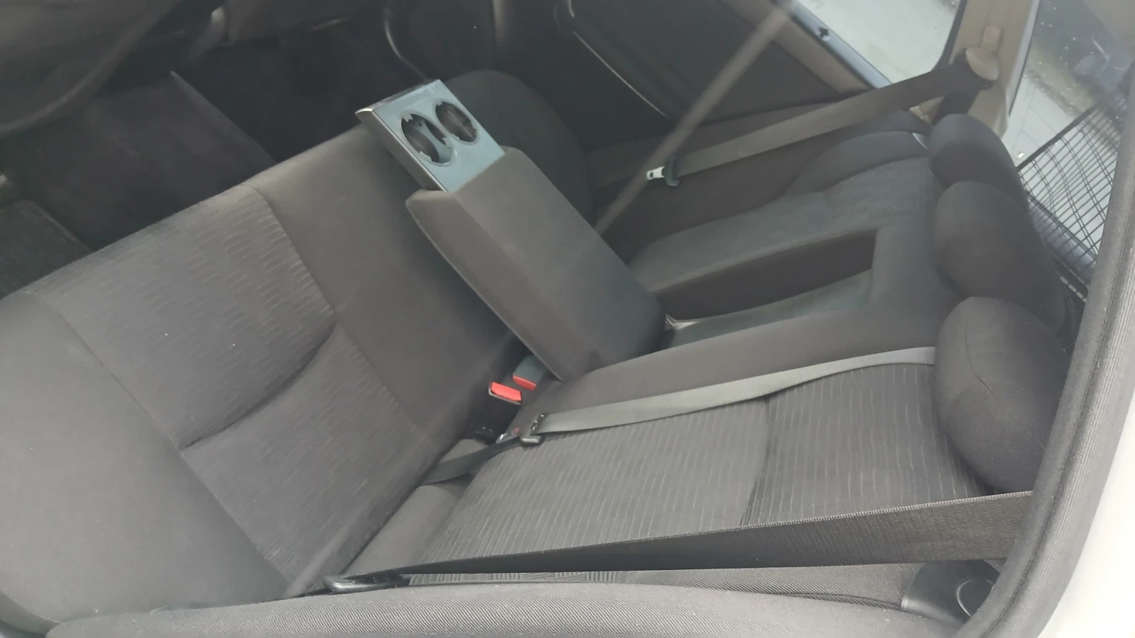 Mercedes-Benz C 220 C200cdi, снимка 15 - Автомобили и джипове - 54654718