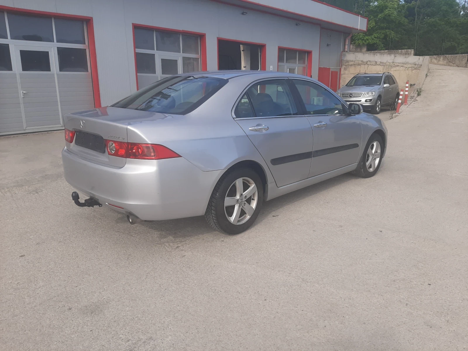 Honda Accord 2.0i 155кс , снимка 5 - Автомобили и джипове - 54962972