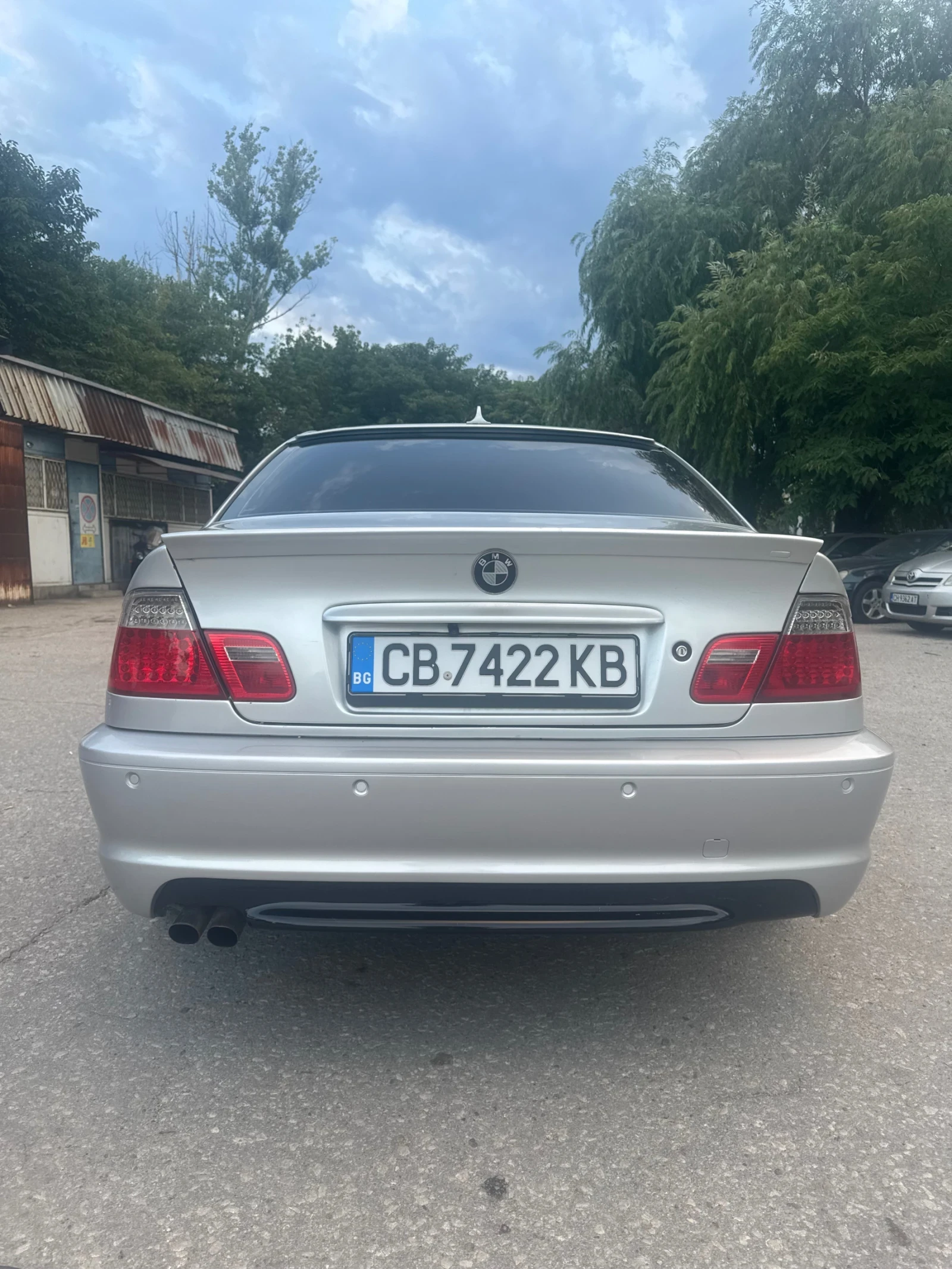 BMW 320, снимка 4 - Автомобили и джипове - 55355978