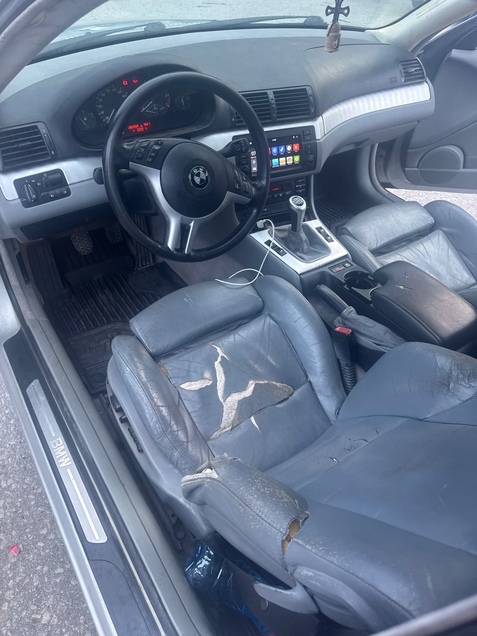 BMW 320, снимка 10 - Автомобили и джипове - 55355978