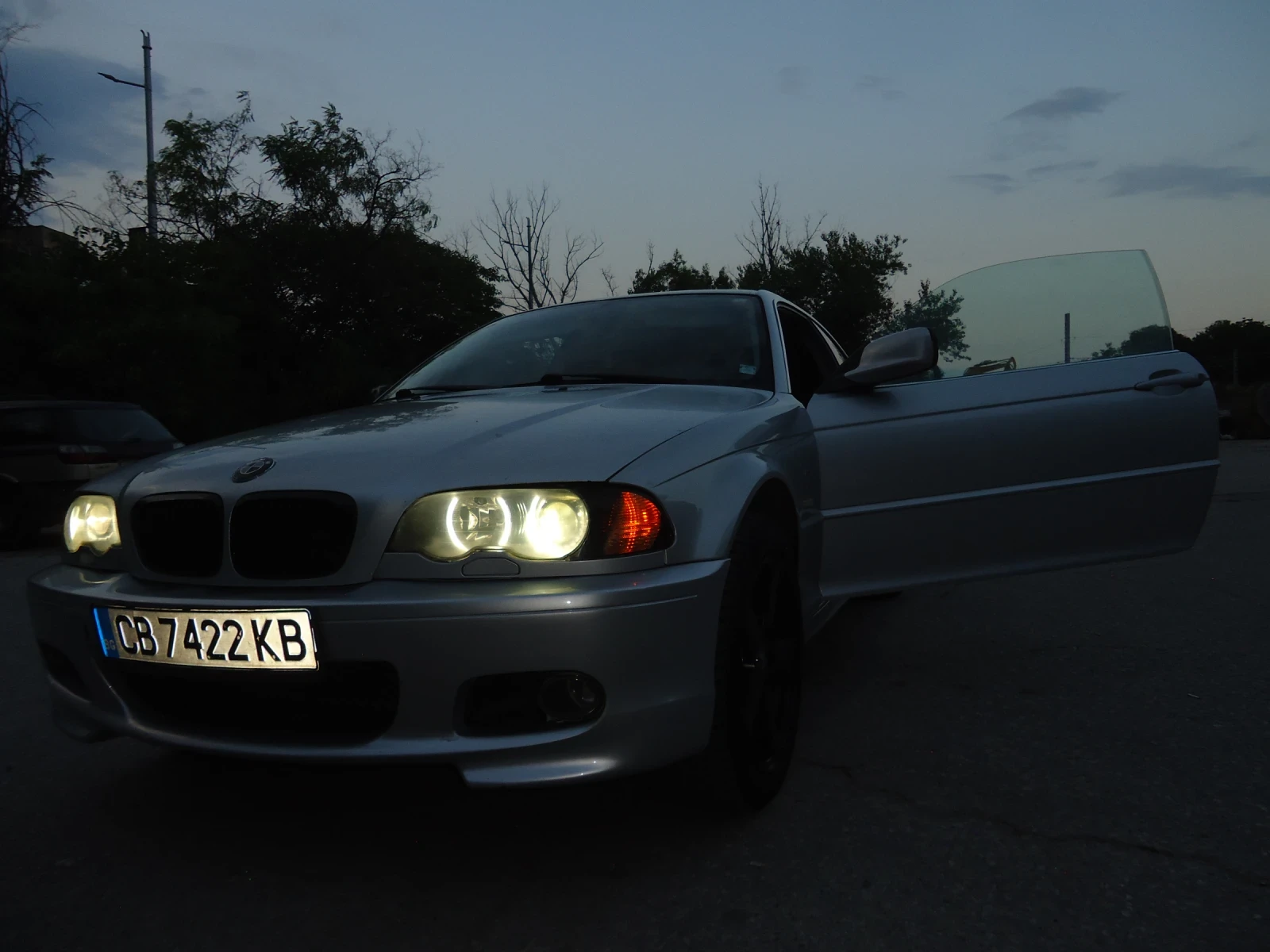 BMW 320, снимка 9 - Автомобили и джипове - 55355978