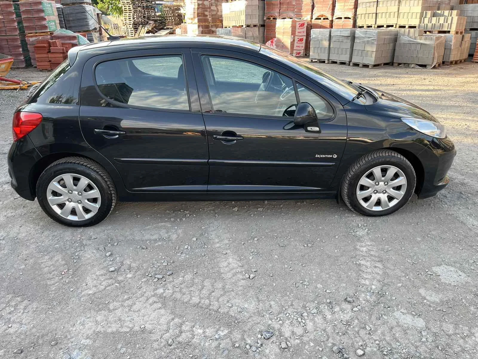 Peugeot 207 1.4 i, снимка 5 - Автомобили и джипове - 55381945