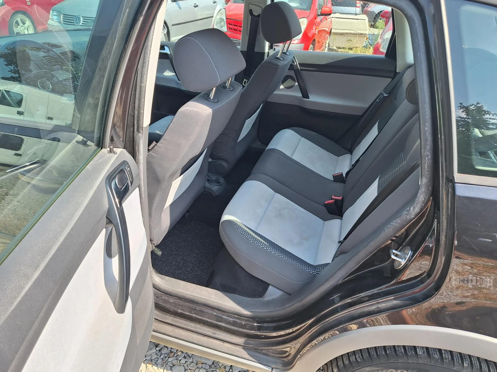 VW Polo Cross 1.4i, снимка 12 - Автомобили и джипове - 55798803
